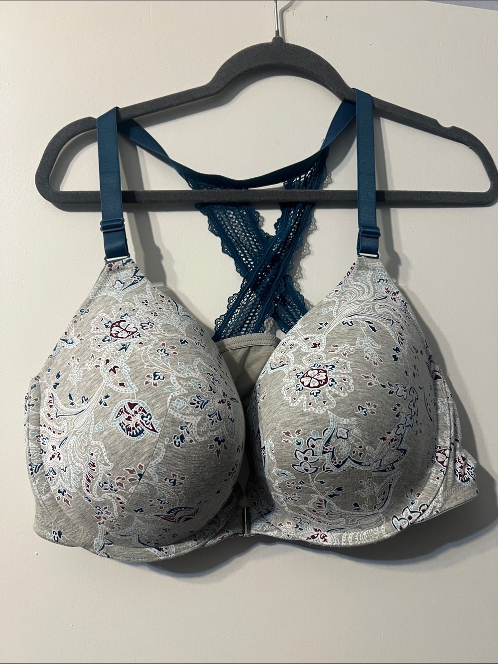 Cacique front clasp bra size 42DDD boost plunge in Gray and Navy